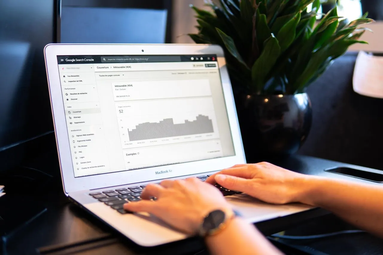 Laptop screen showing analysis of non-indexed pages in search console